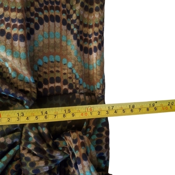 RUCHED Dress with three Quarter Sleeve, Crewneck, Side Tie, Bubble Wave Pattern - Picture 8 of 10